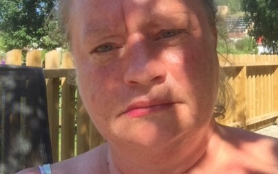 Wendy (45) sliter med å holde ut i varmen